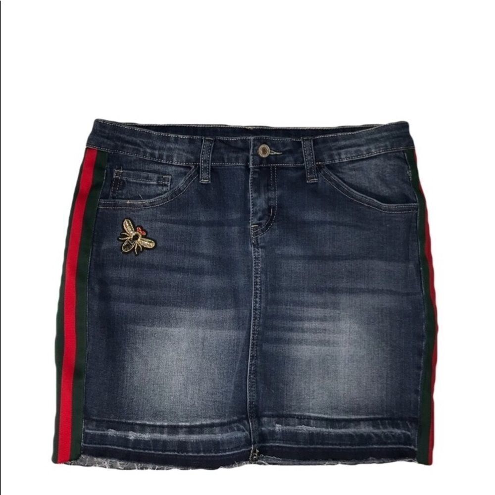 Denim Skirt With Stripe Ribbon & Bee Applique